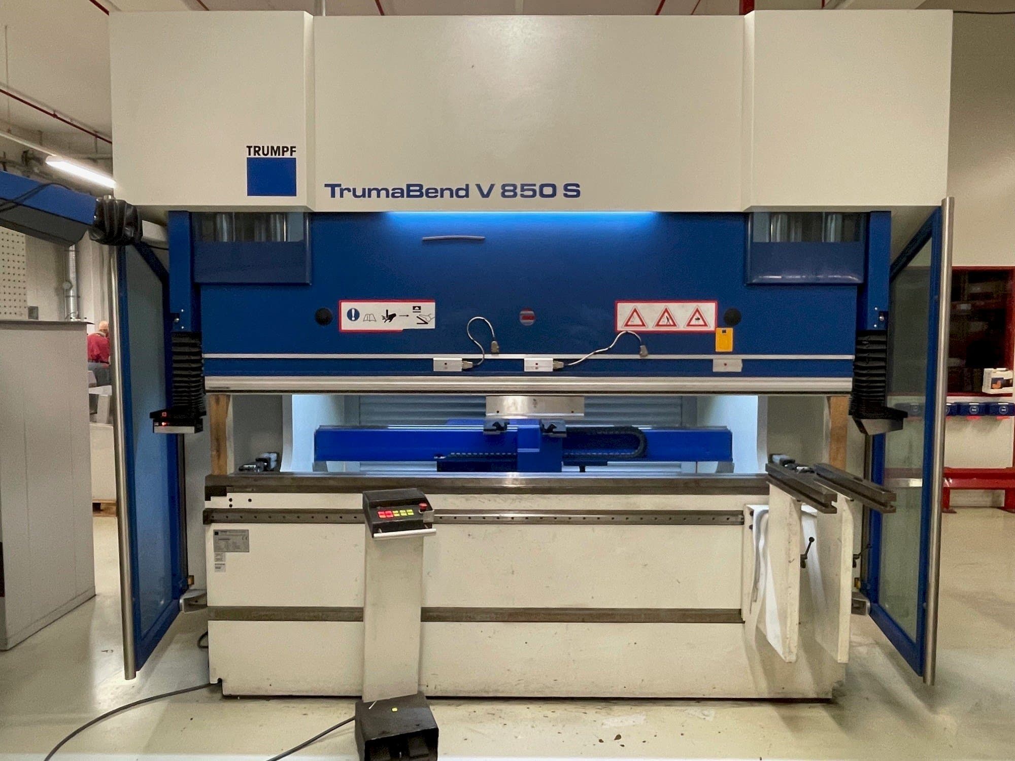 A TRUMPF TrumaBend V 850SX  gép elölnézete