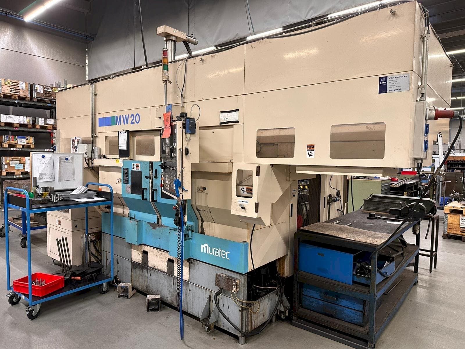 A Muratec MW20  gép elölnézete