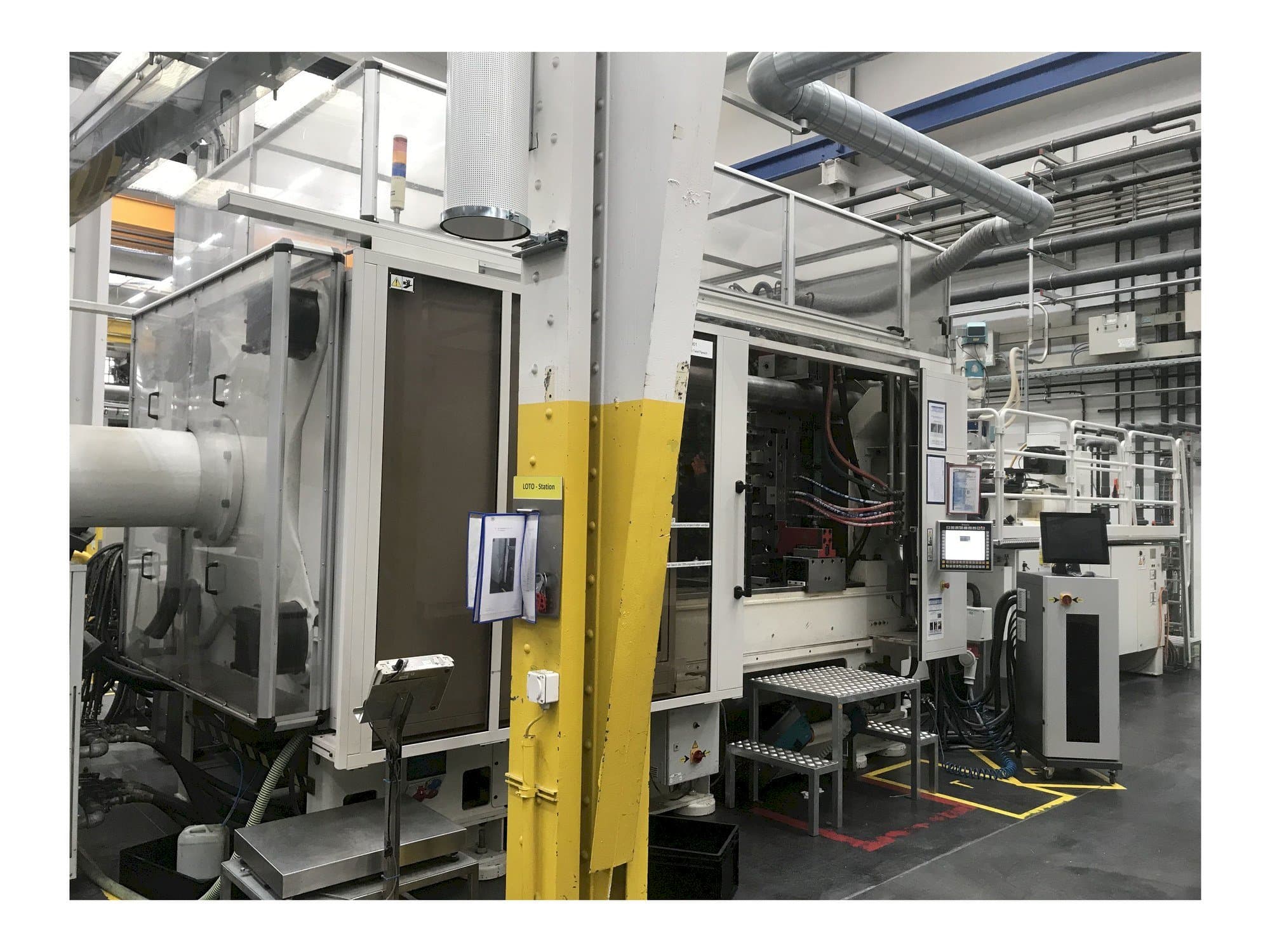 A Husky H650 RS 80/65  gép elölnézete