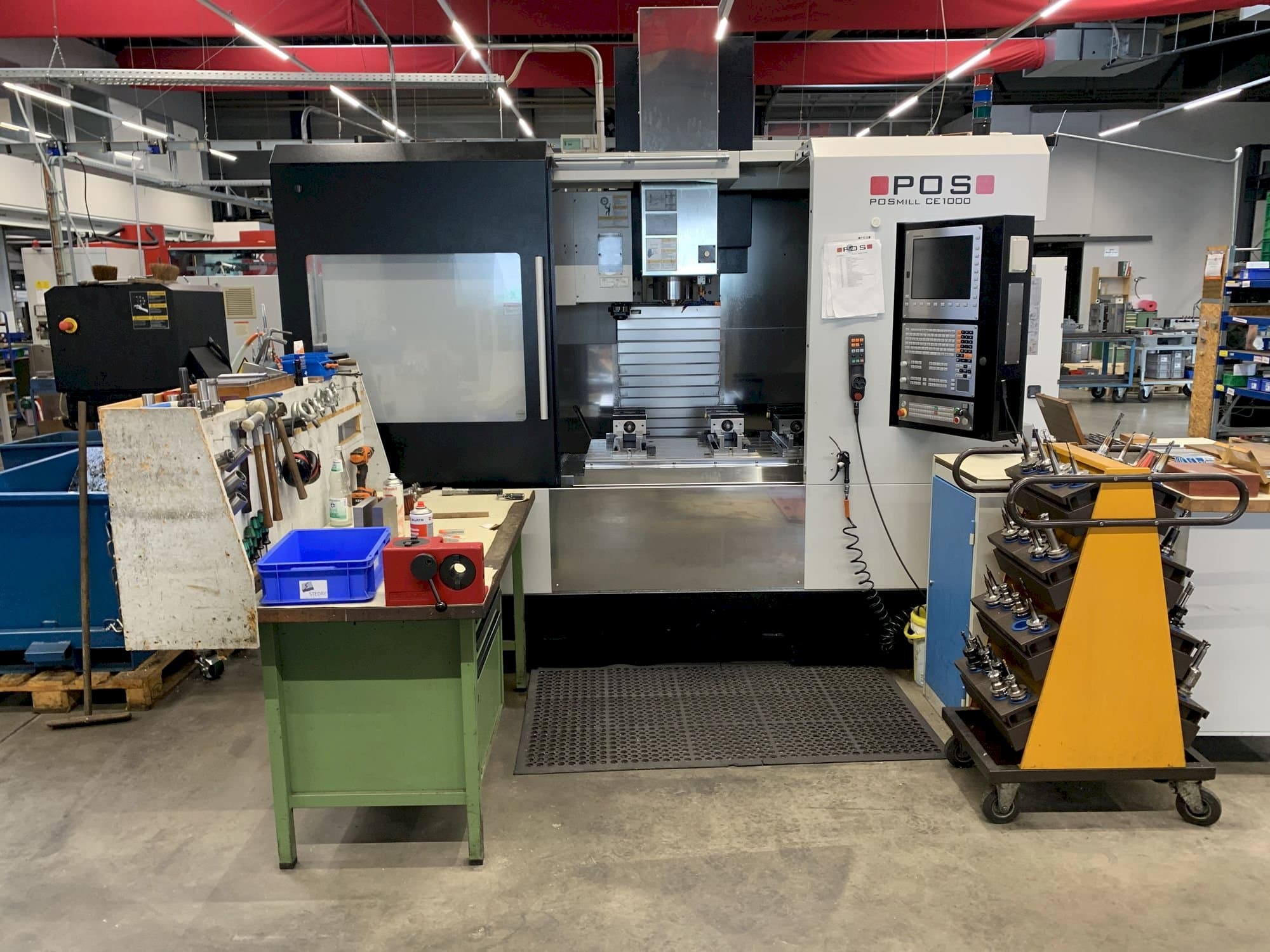 A POSmill CE 1000  gép elölnézete