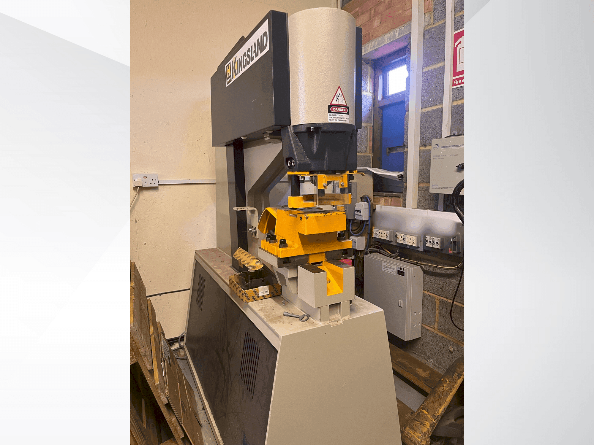 A HACO Kingsland 60p  gép elölnézete