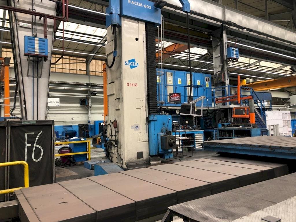 A Sacem									 Racem-603  gép elölnézete