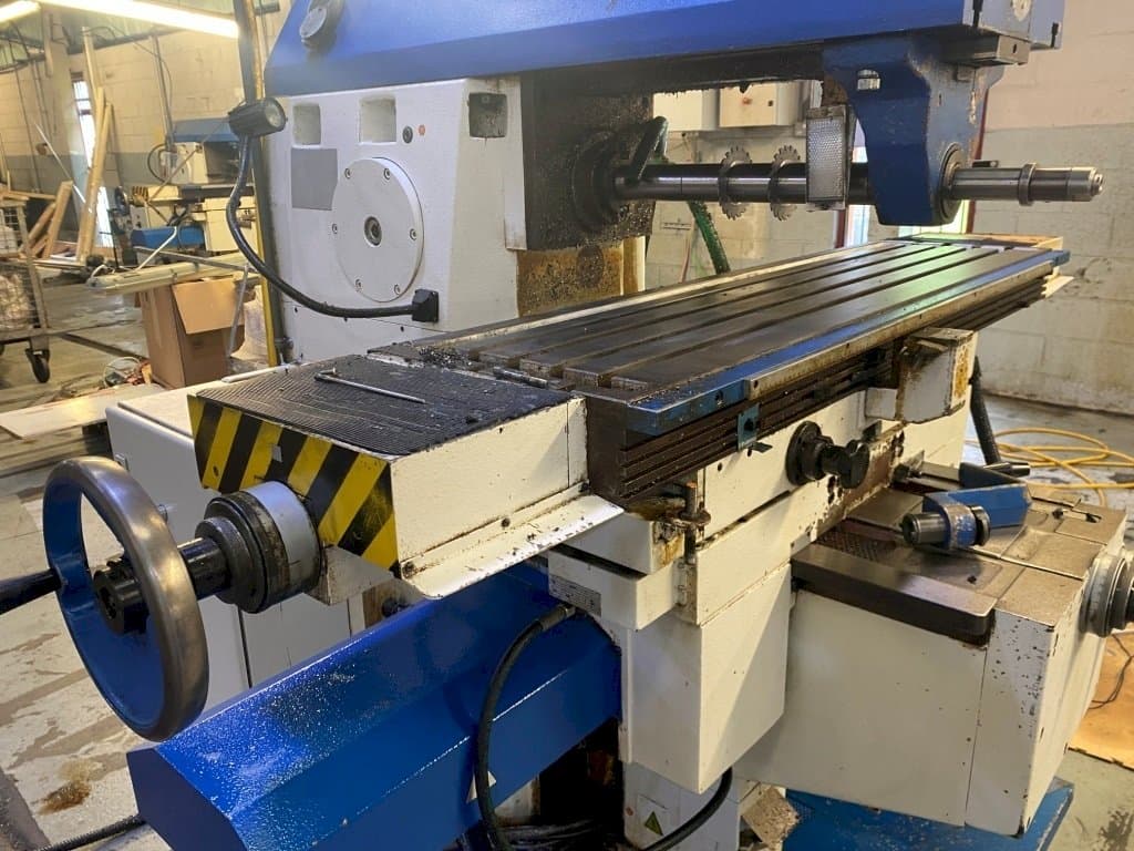 A TOS Olomouc FGU 32  gép elölnézete