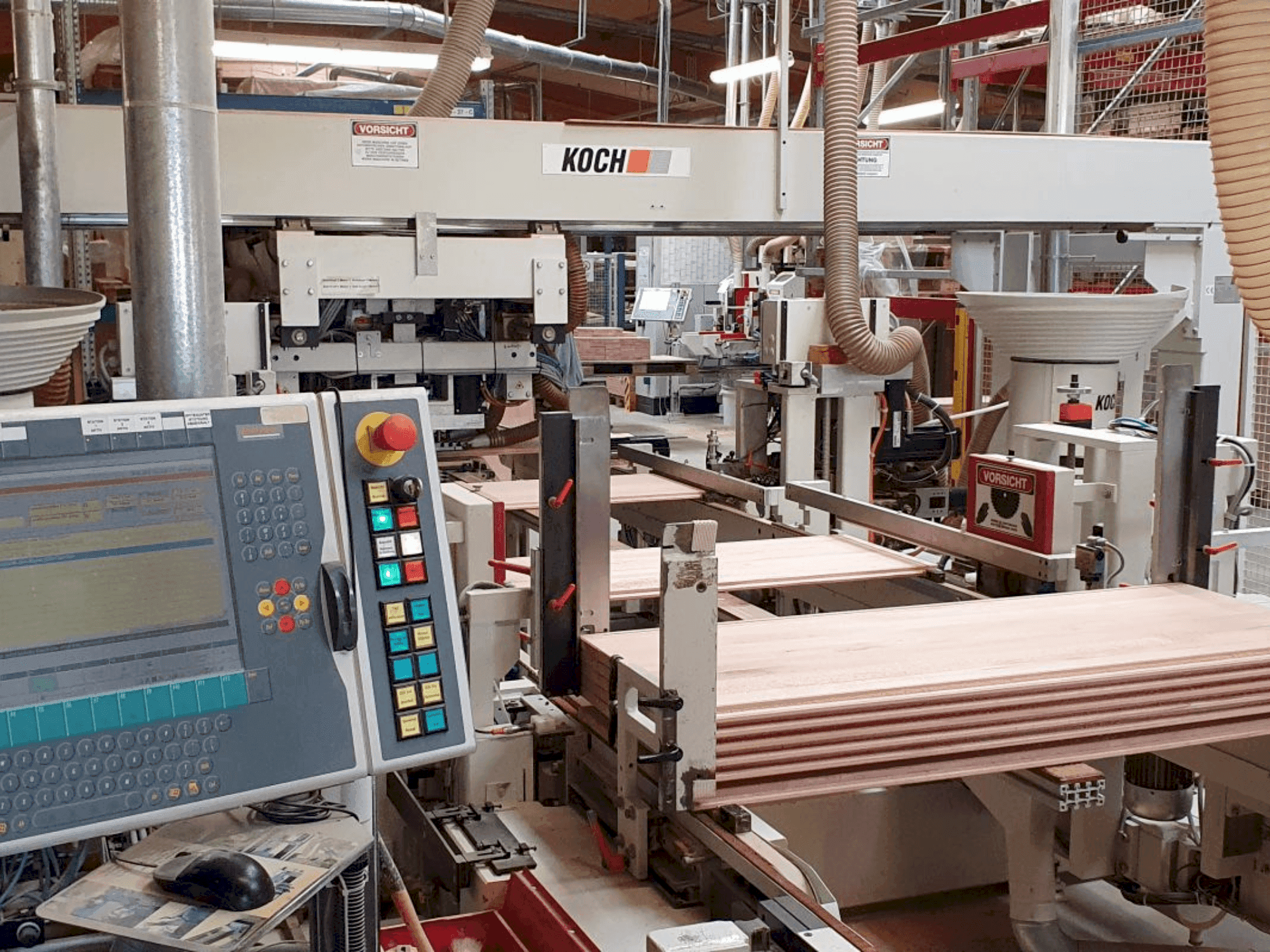 A KOCH SBD-60-PTP  gép elölnézete