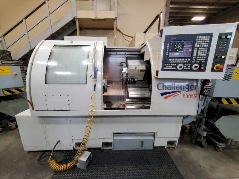 A Modern LT-65  gép elölnézete