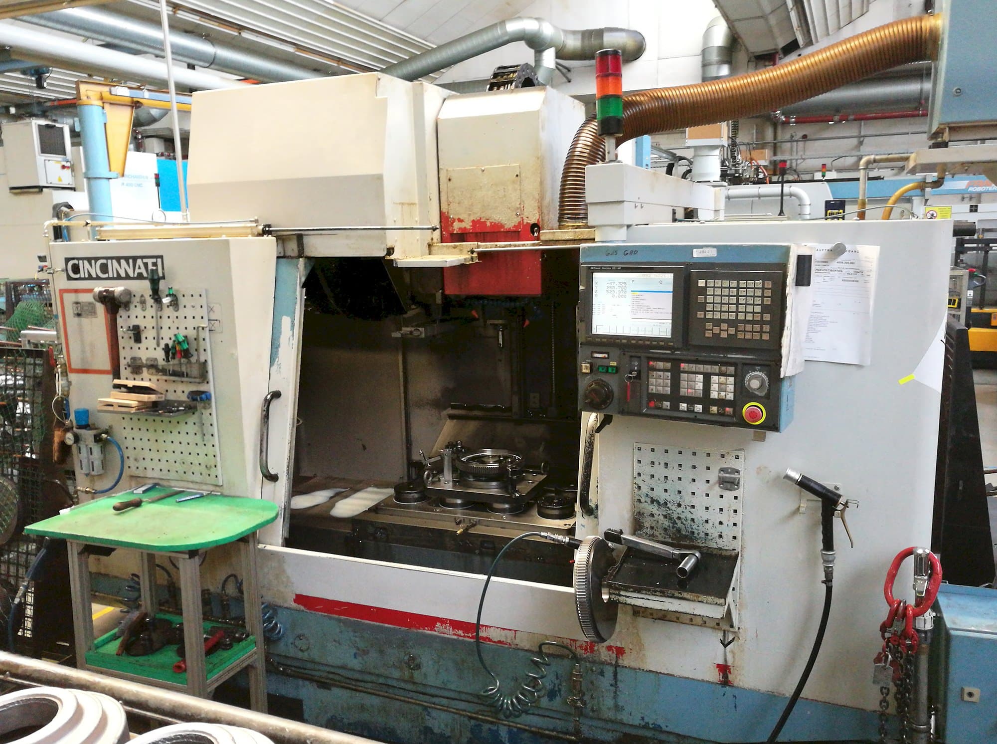 A Cincinnati Sabre 1000 gép elölnézete