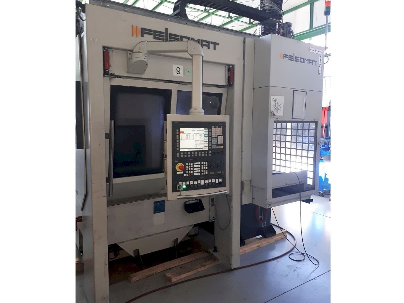 A Felsomat FTC 160  gép elölnézete