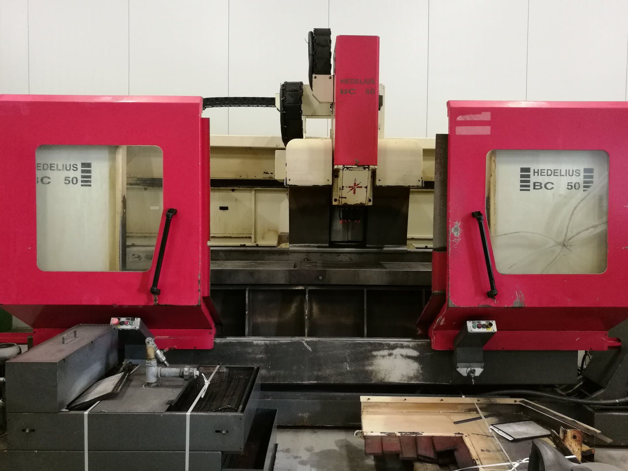 A HEDELIUS BC 50  gép elölnézete