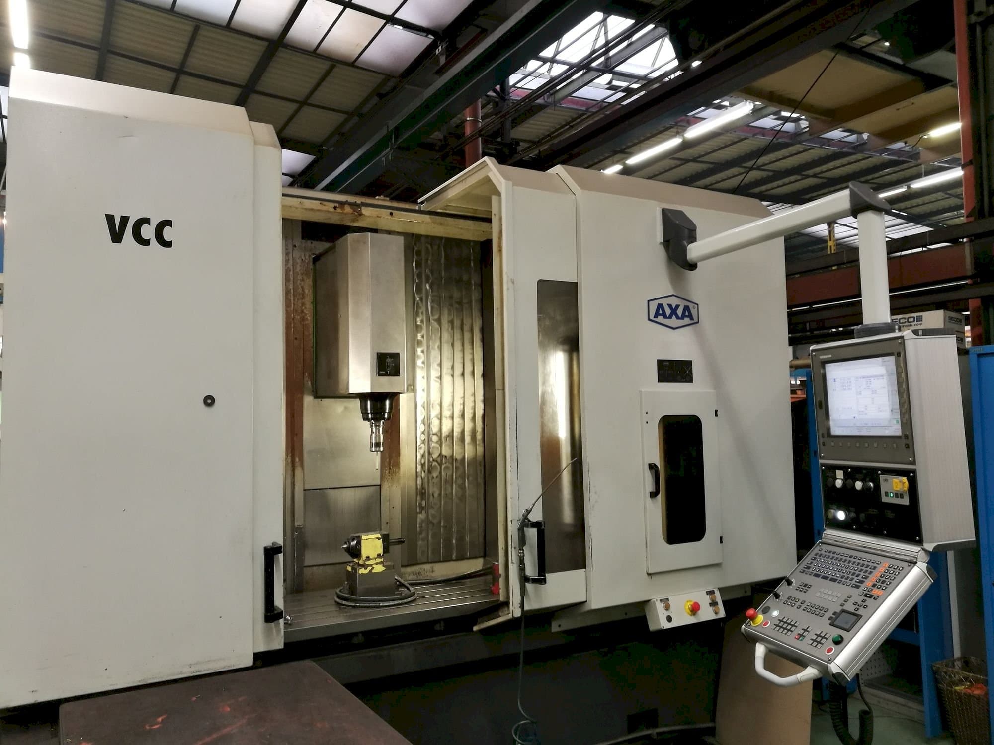 A AXA VCC 1200  gép elölnézete