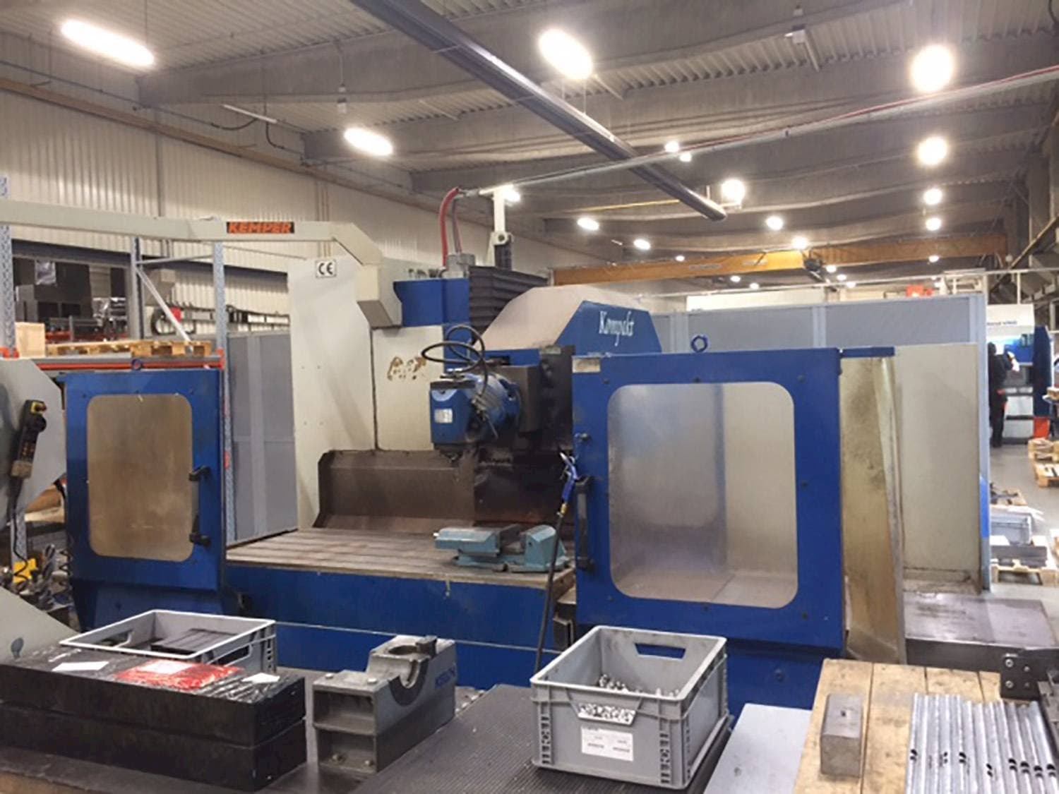 A MTE Kompakt  gép elölnézete