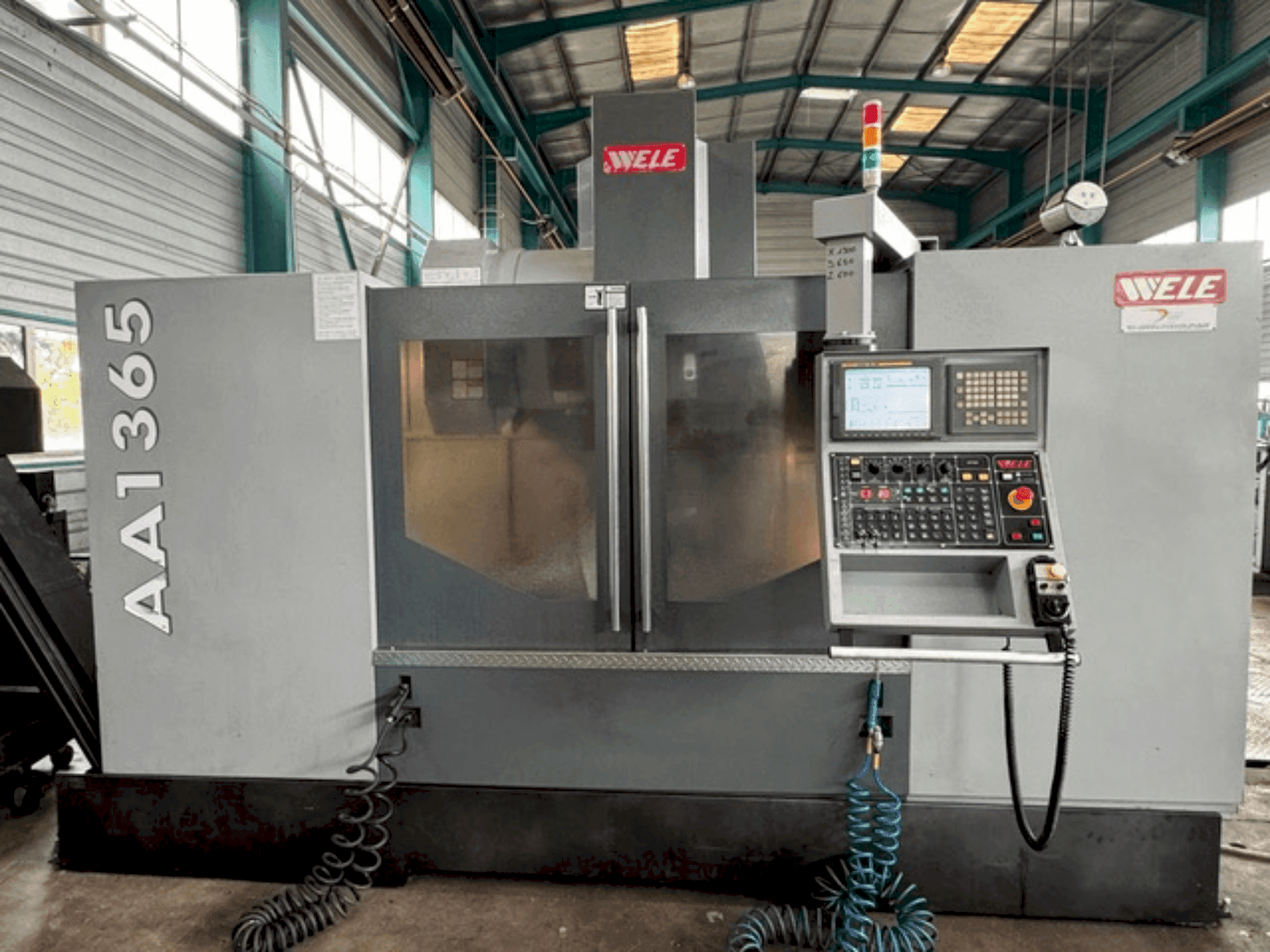 A Wele AA1365  gép elölnézete