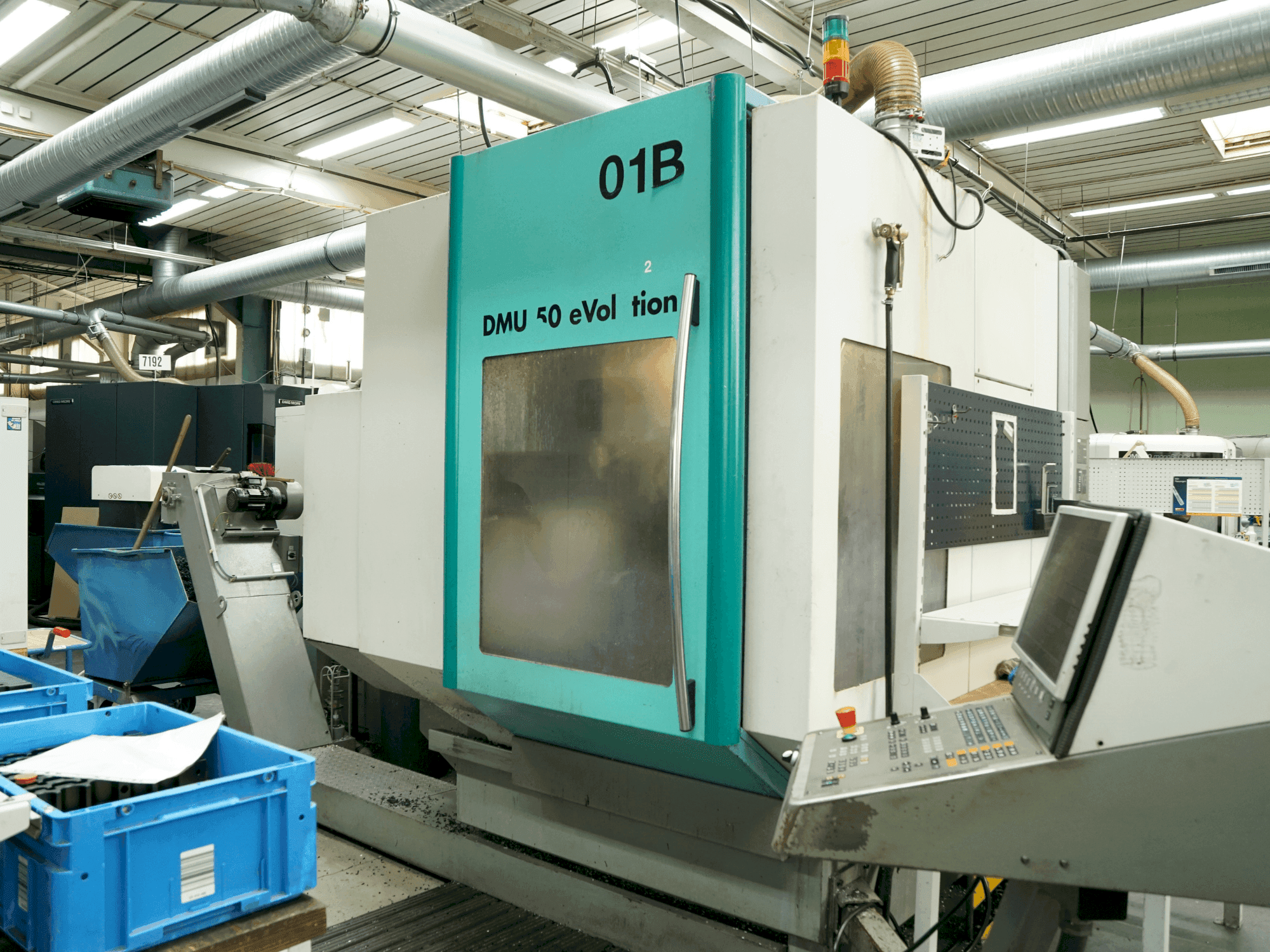 A DECKEL MAHO DMU 50 Evolution (2000)  gép elölnézete