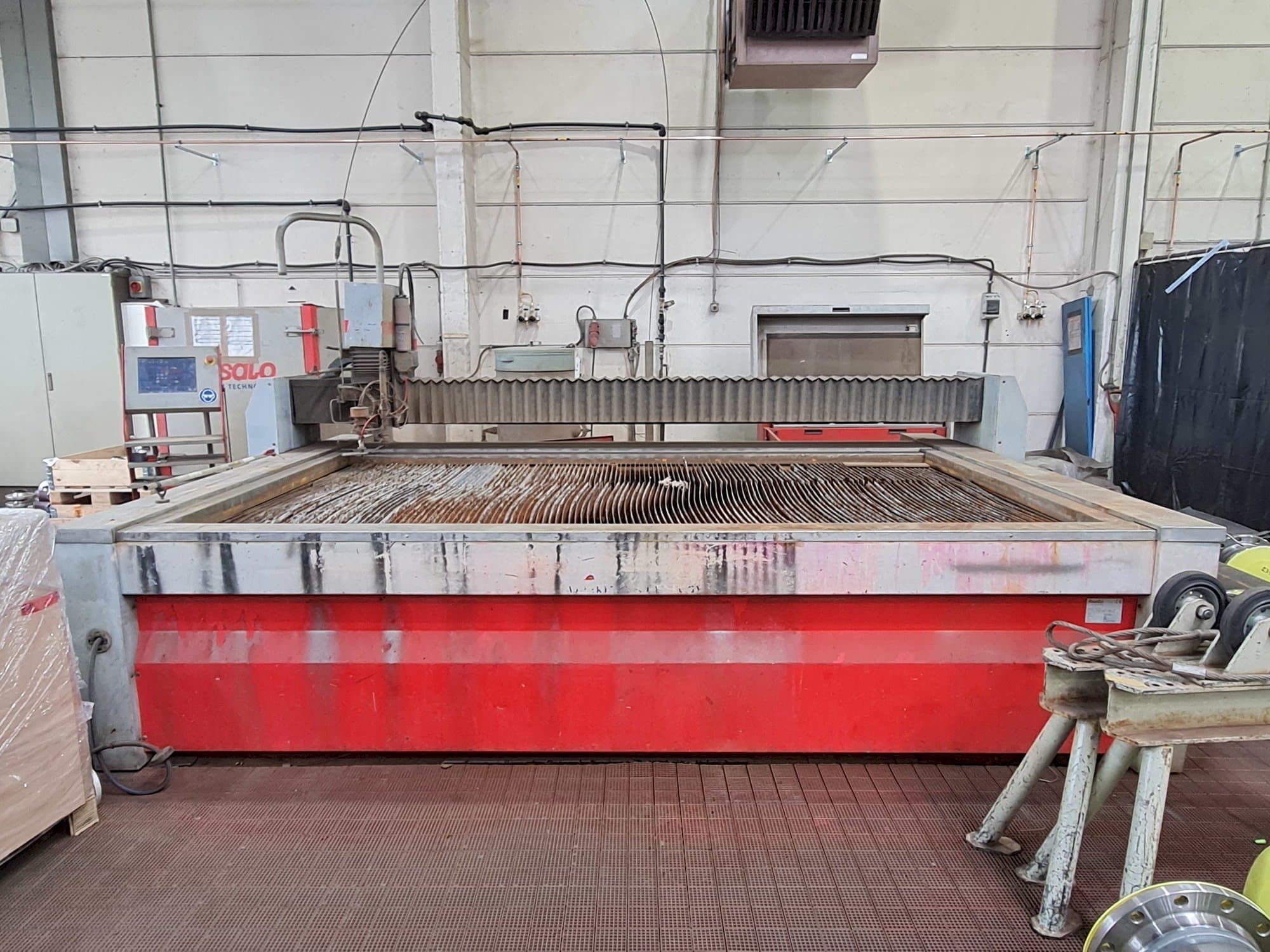 A Resato R-LCM 3015-1  gép elölnézete