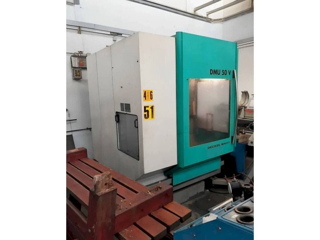 A DECKEL MAHO DMU 50 V  gép oldalnézete