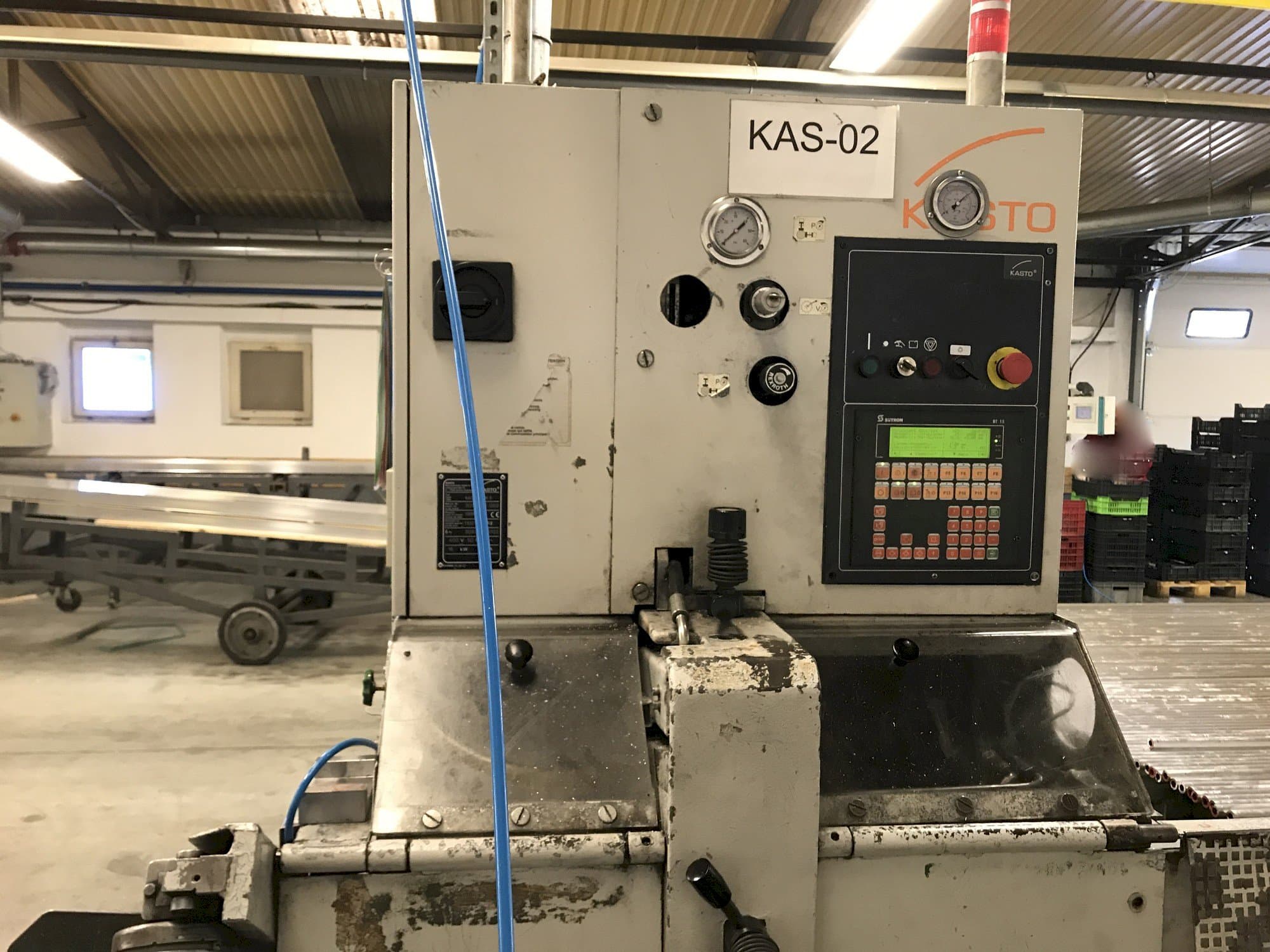 A KASTO wa M9  gép elölnézete