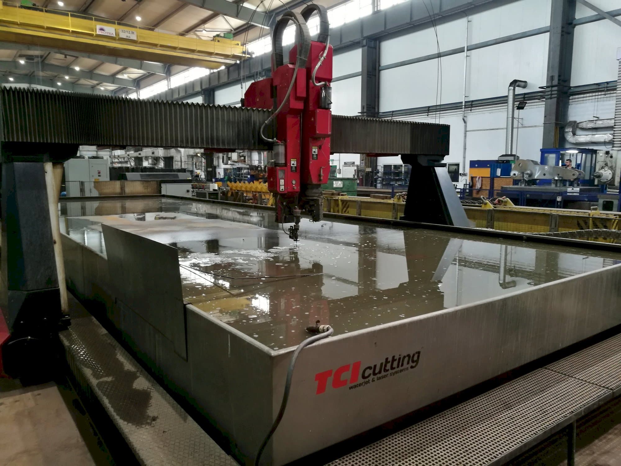 A TCI BP-H 30120-1  gép elölnézete