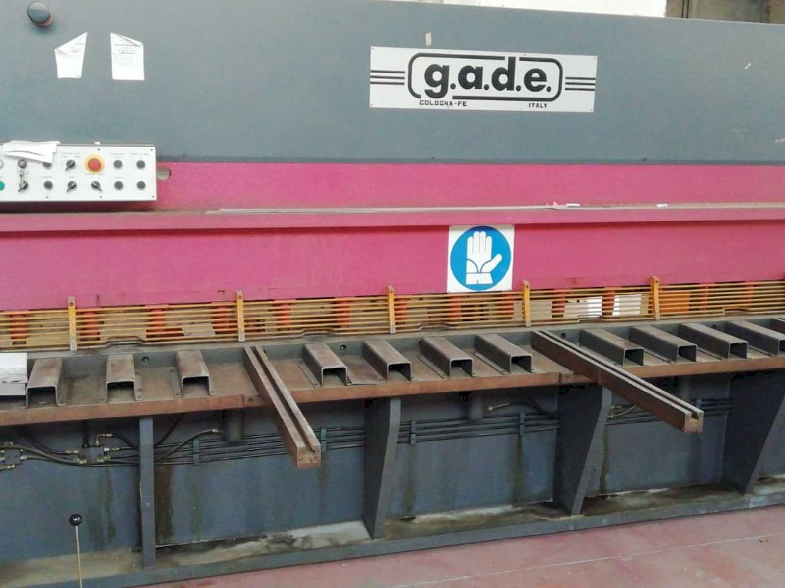 A Gade CO - 40 / 4  gép elölnézete