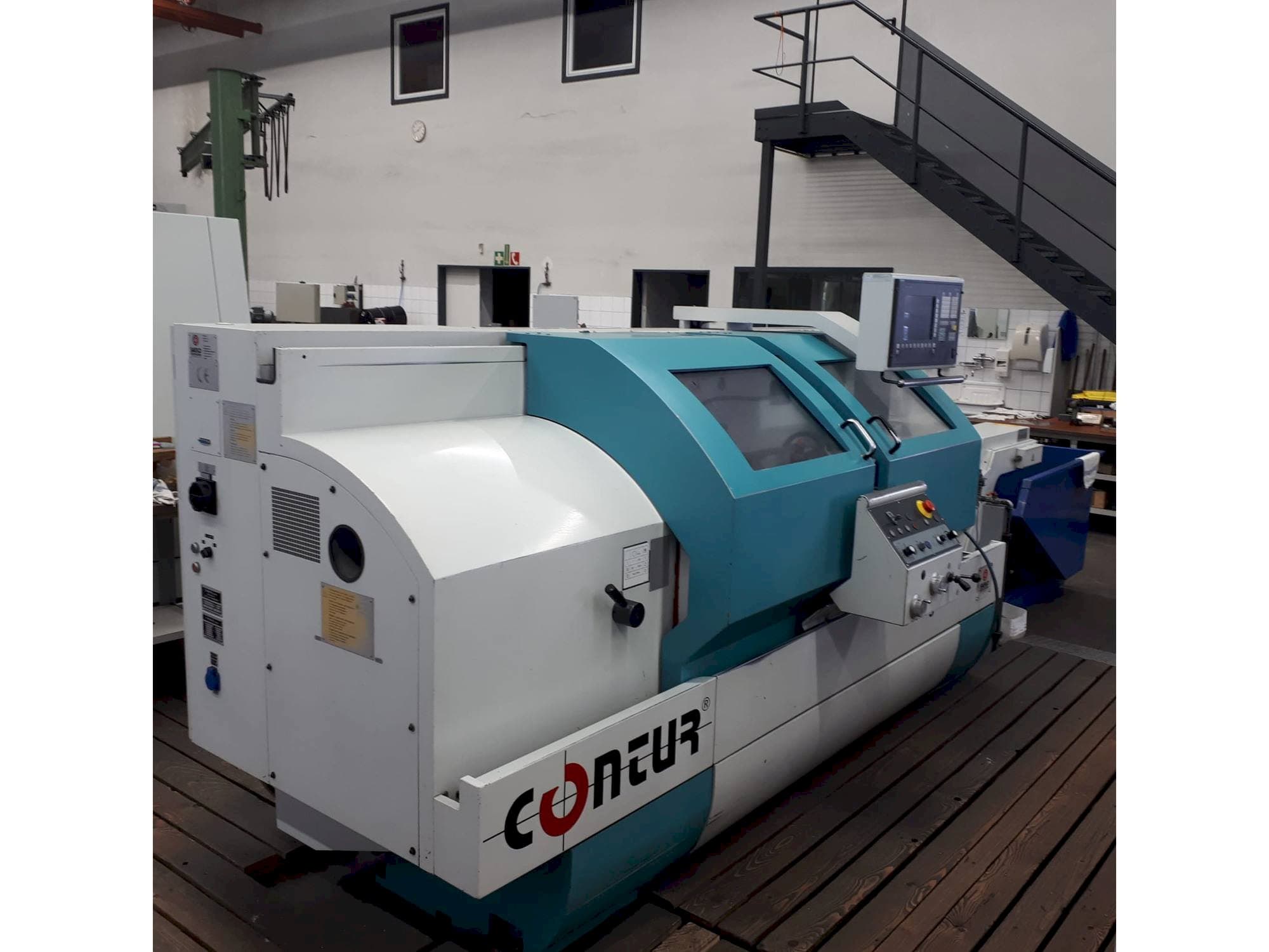 A Saeilo Contour Dialog T52 x 1500  gép elölnézete