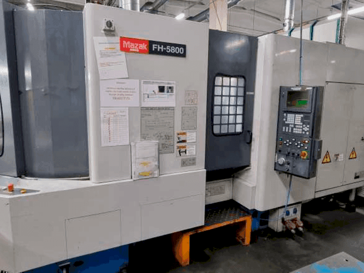 A Mazak FH 5800  gép elölnézete