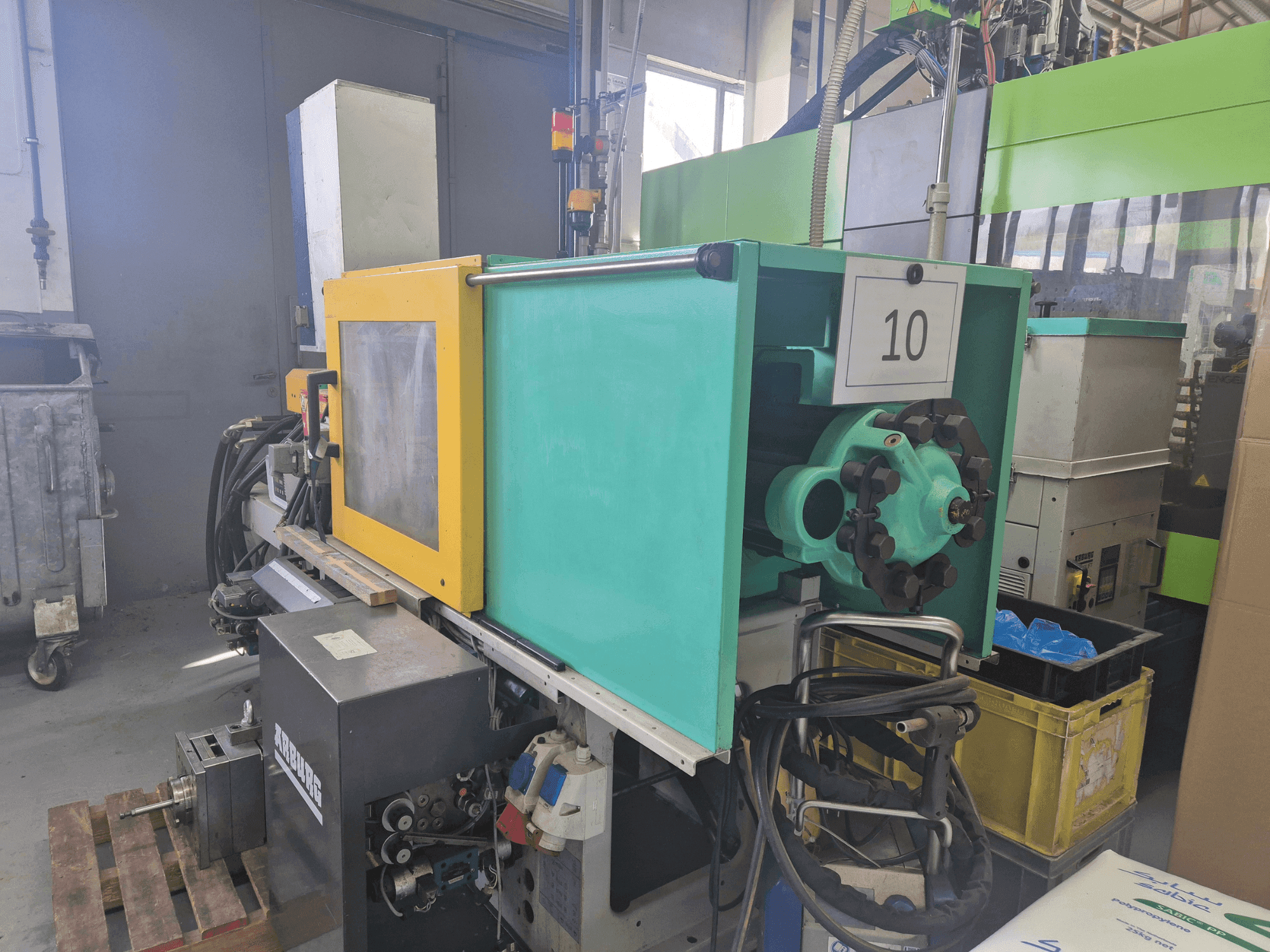 A Arburg Allrounder 270 C 400-70  gép elölnézete