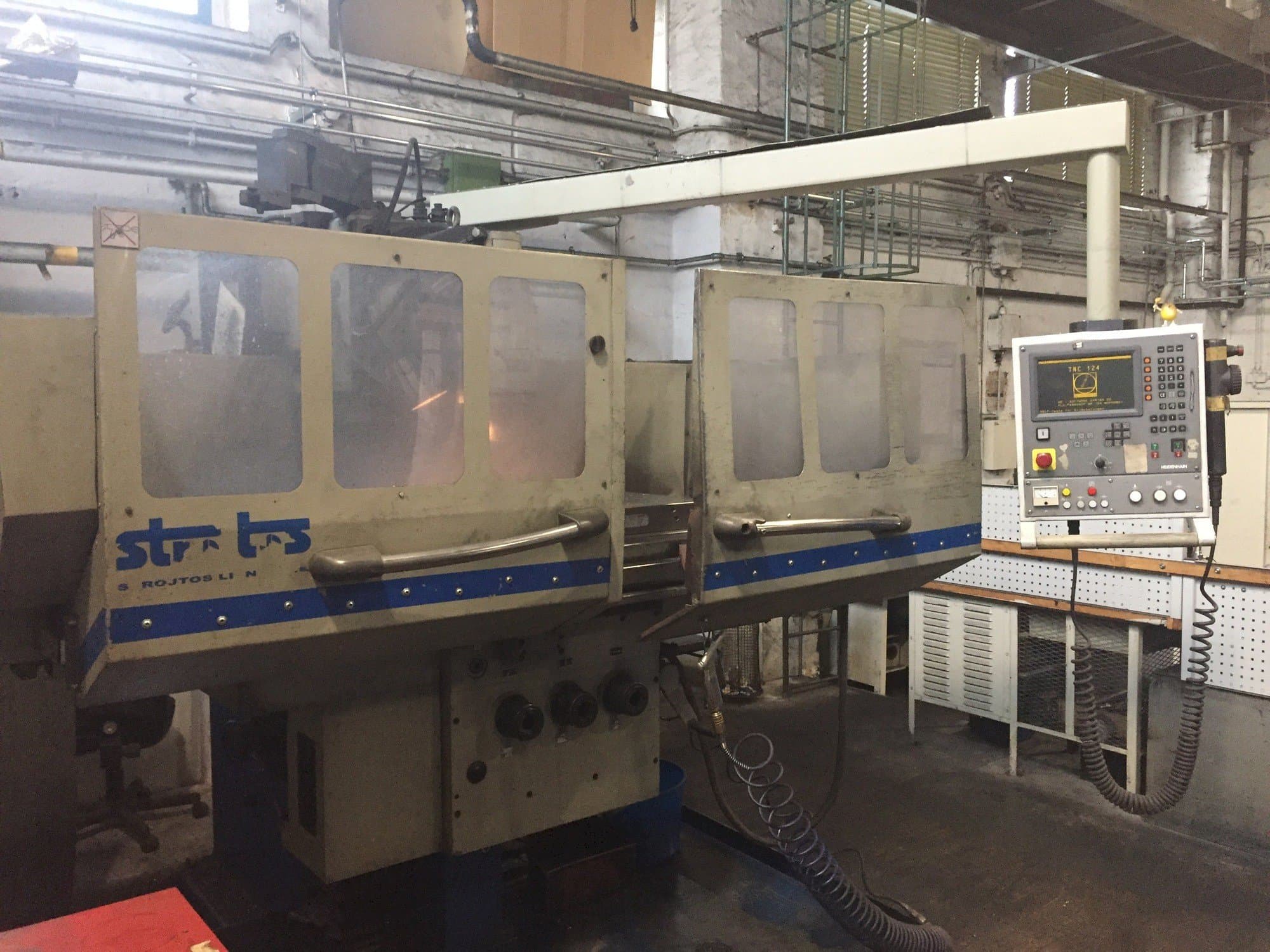 A Strojtos  FGS 63 NCP  gép elölnézete