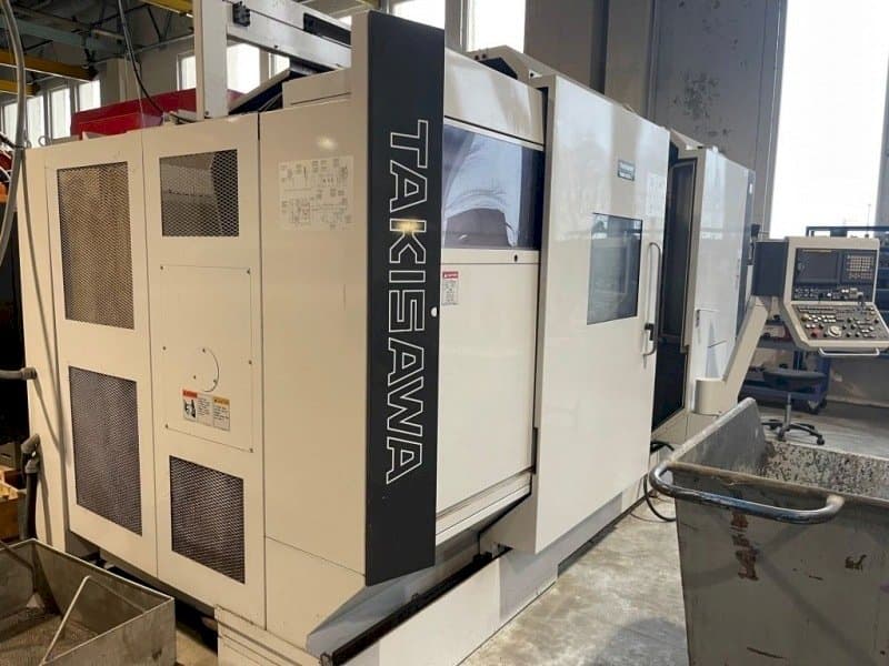 A Takisawa TMM250-M3  gép elölnézete