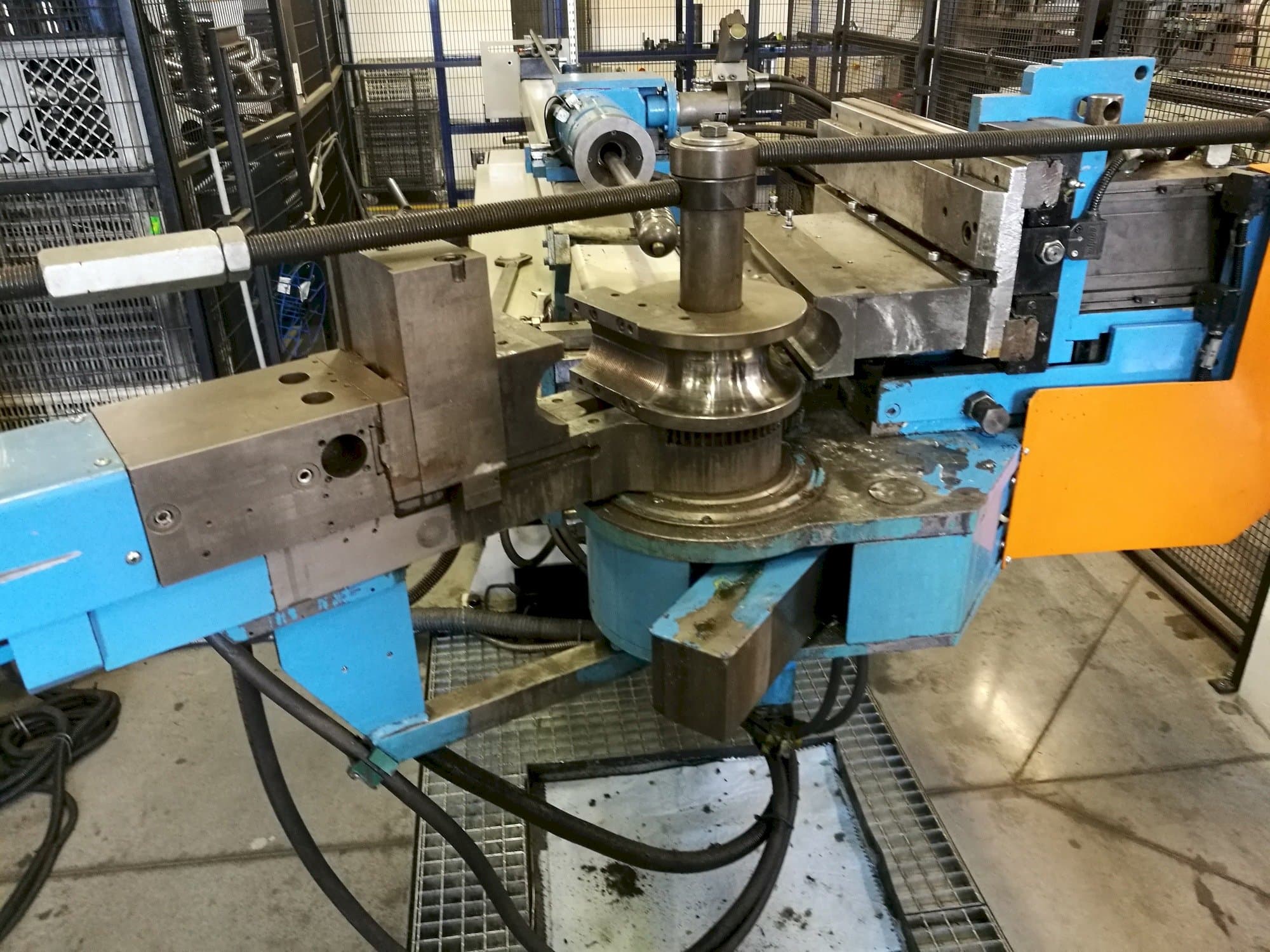 A Rasi S 80.5  gép elölnézete