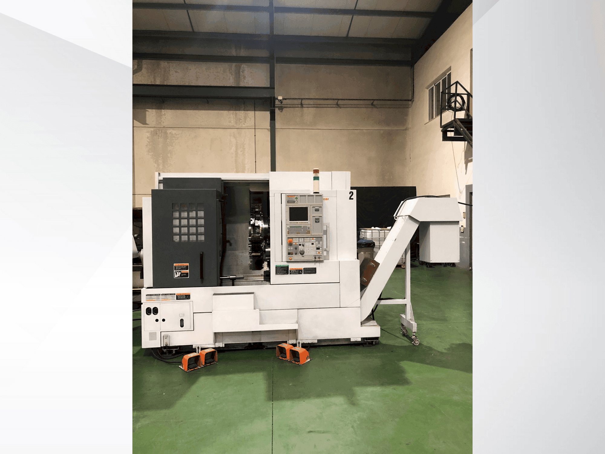 A MORI SEIKI NL2000SY  gép elölnézete