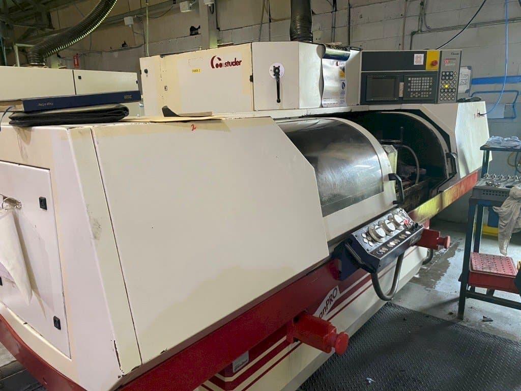 A STUDER  S30 lean PRO  gép elölnézete