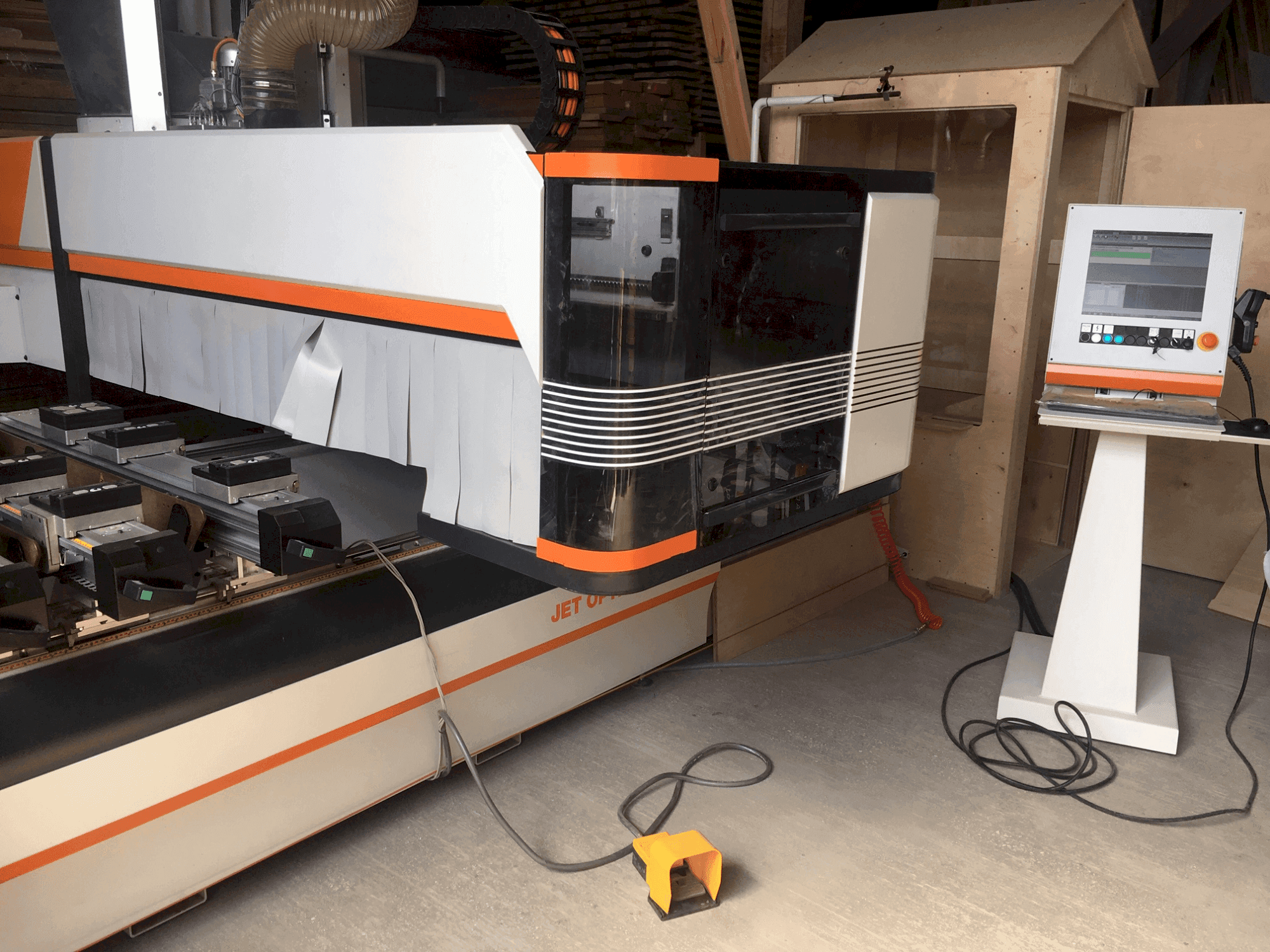 A BUSELLATO Jet Optima T5  gép elölnézete