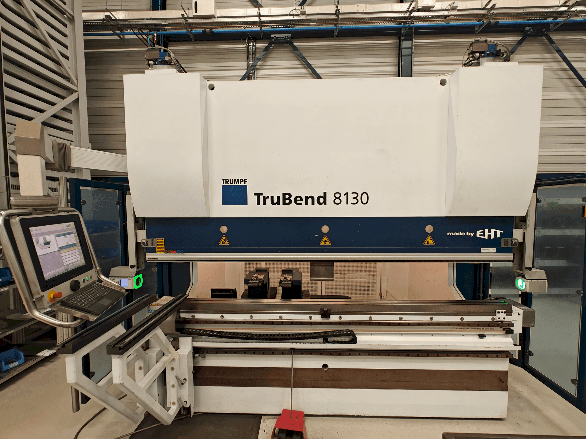 A TRUMPF EHT TruBend 8130-30  gép elölnézete