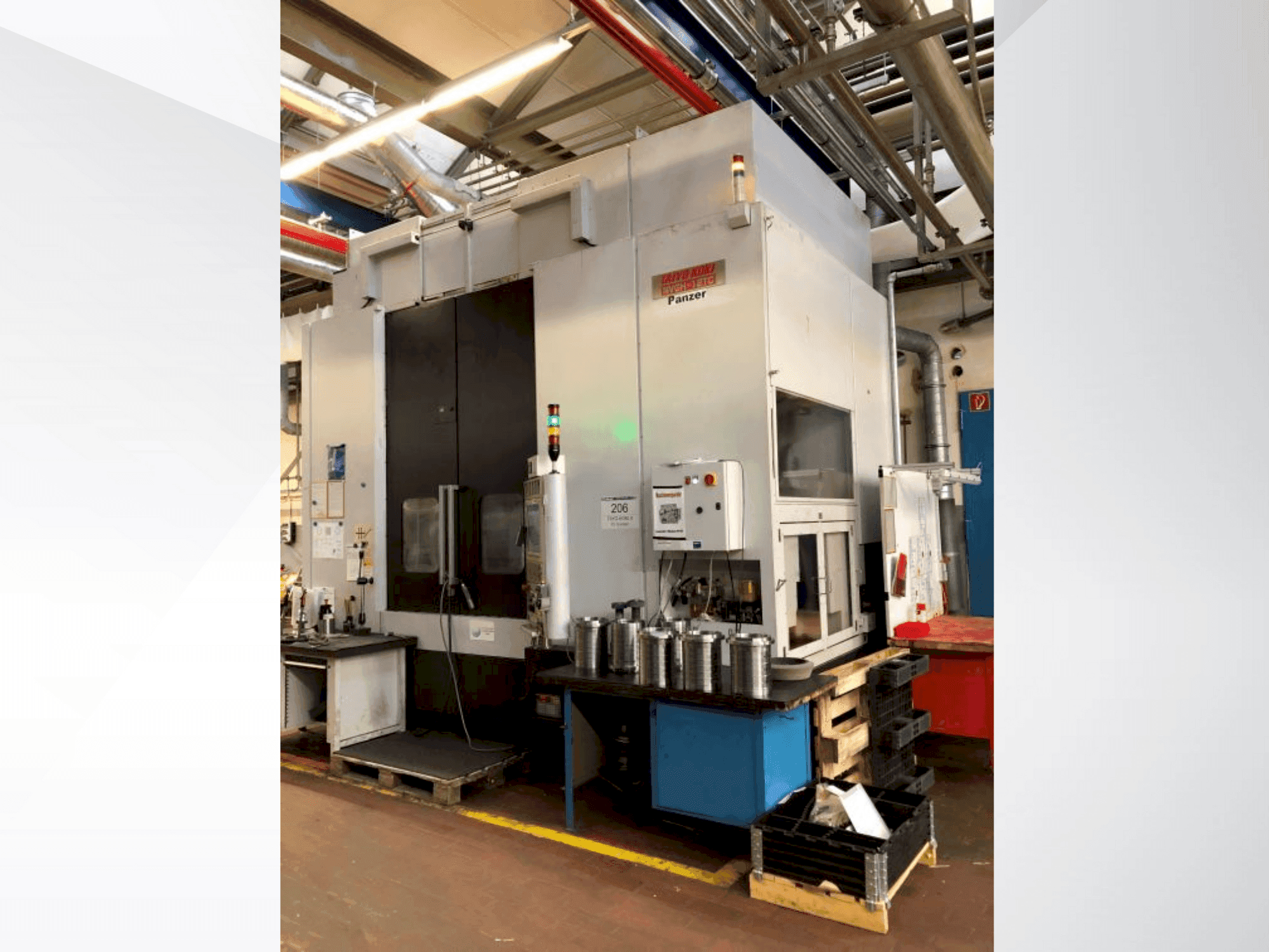 A TAIYO KOKI KOKI NVGH 12TC  gép elölnézete