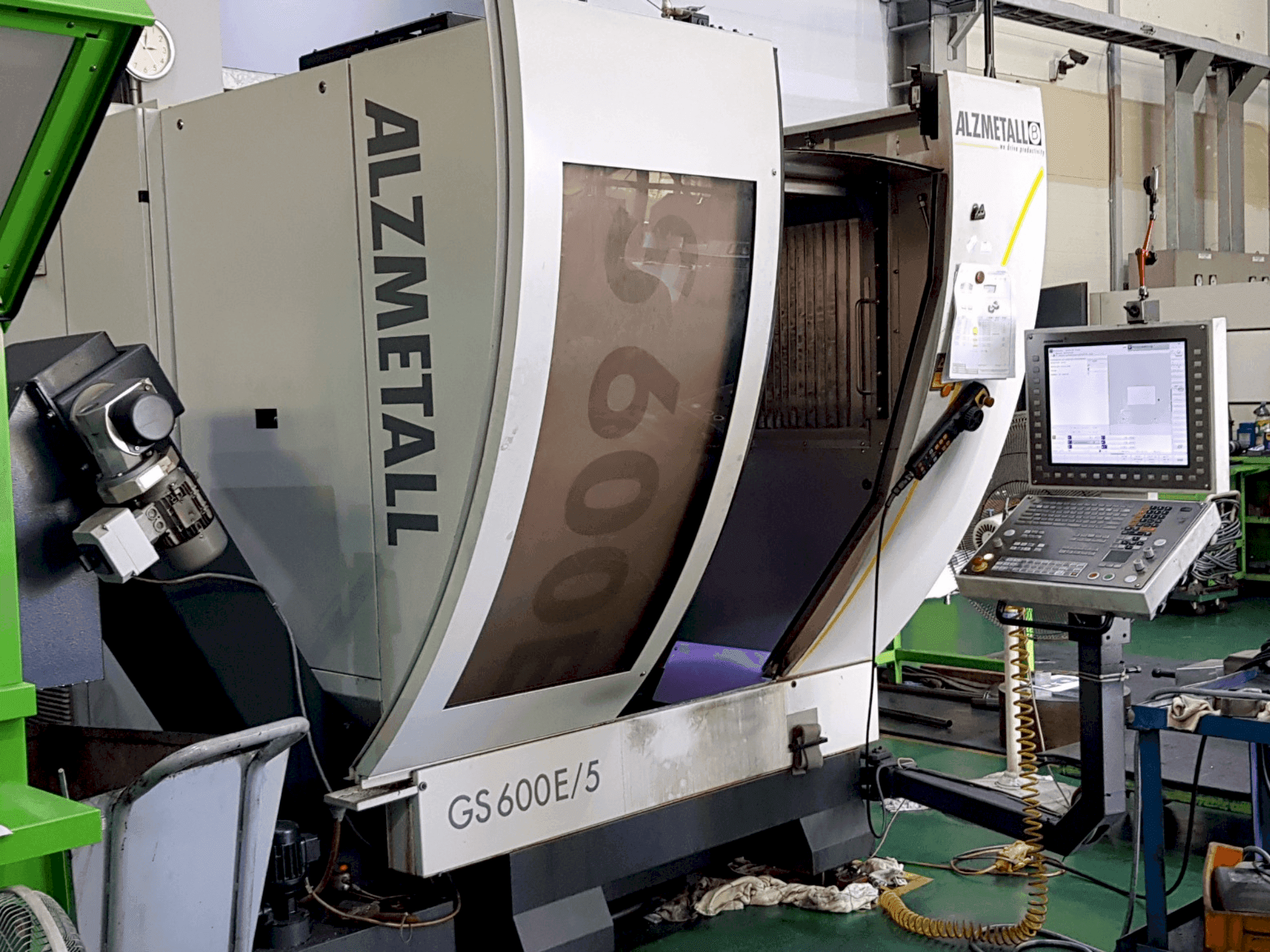 A Alzmetall GS600E/5  gép elölnézete