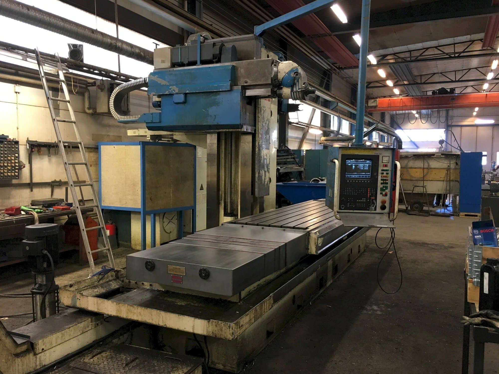 A Soraluce TR 35  gép elölnézete