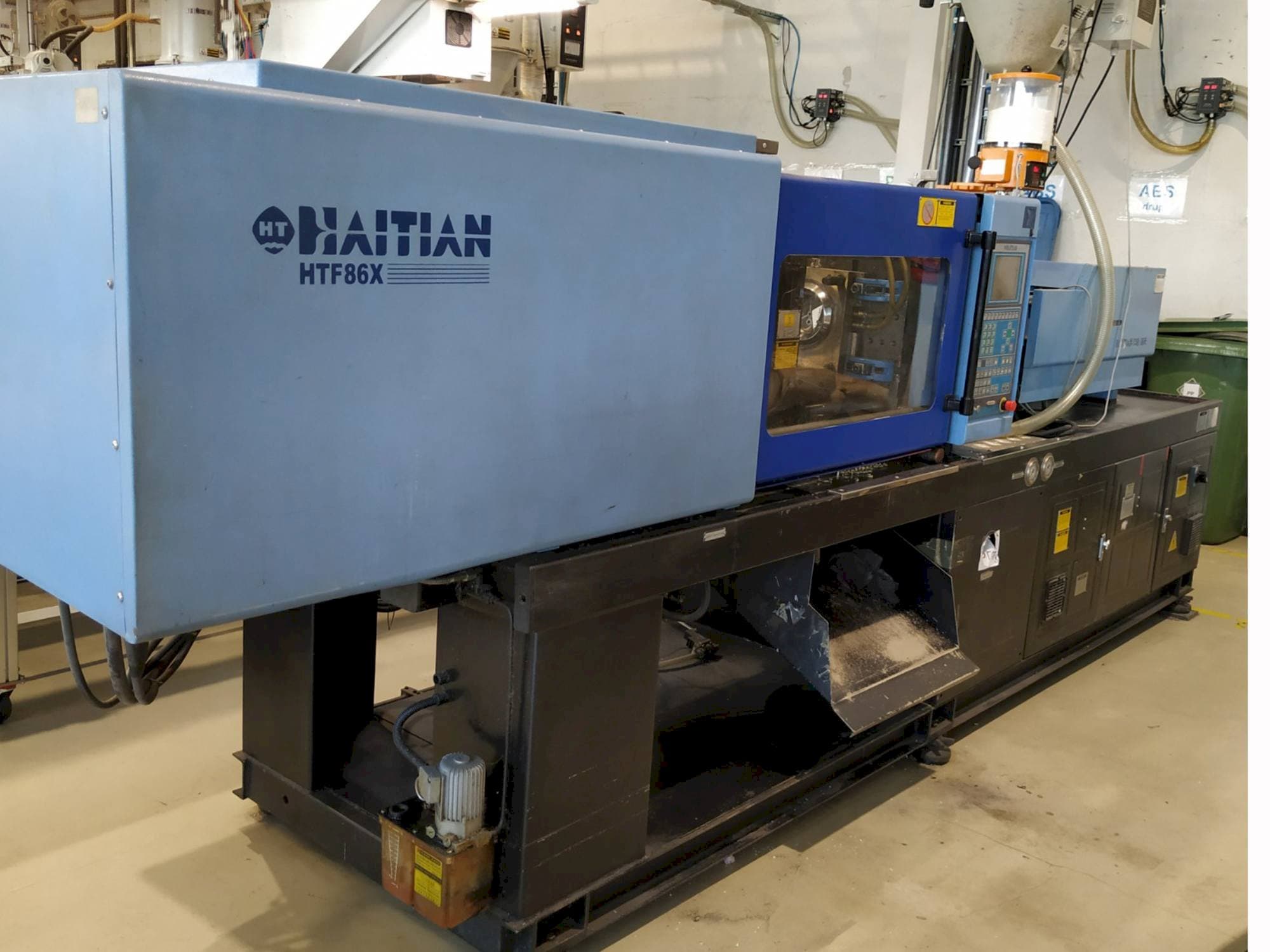 A HAITIAN HTF86X  gép oldalnézete