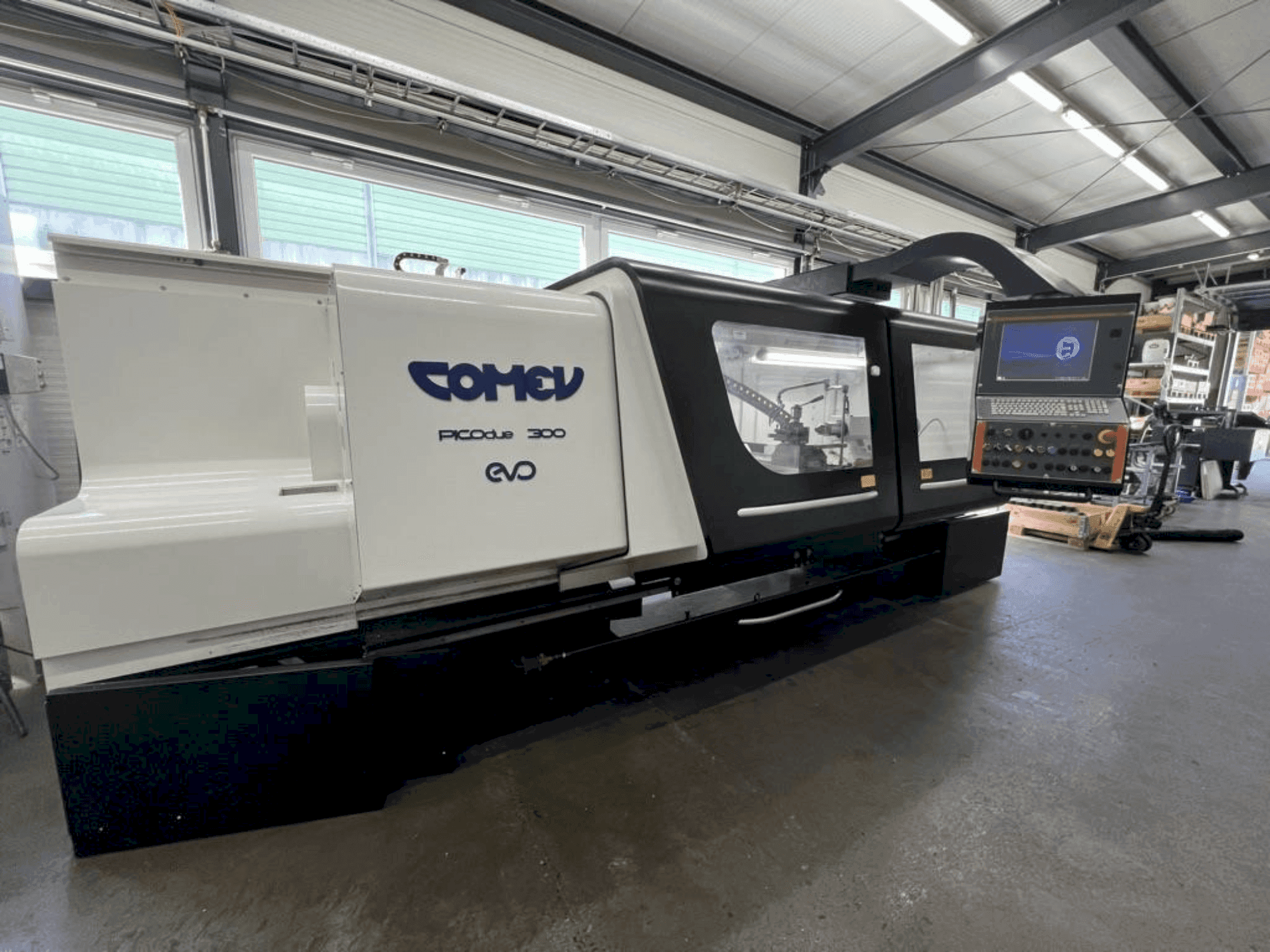 A COMEV PICOdue 300 EVO  gép elölnézete