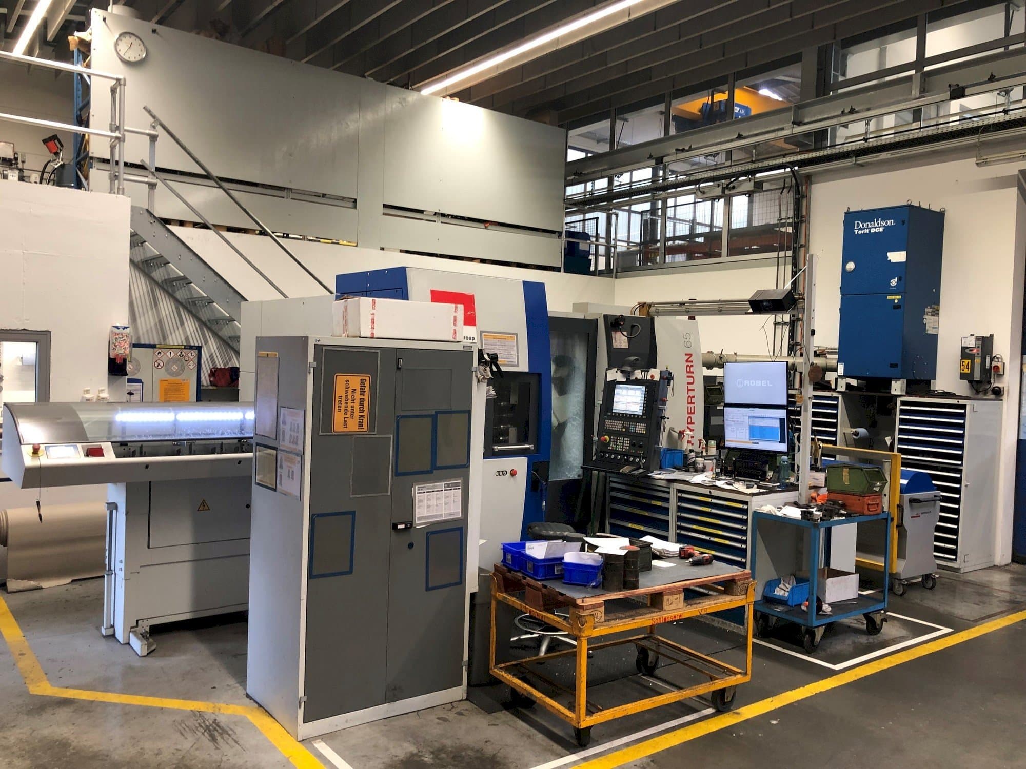 A EMCO HYPERTURM 65 PM  gép elölnézete