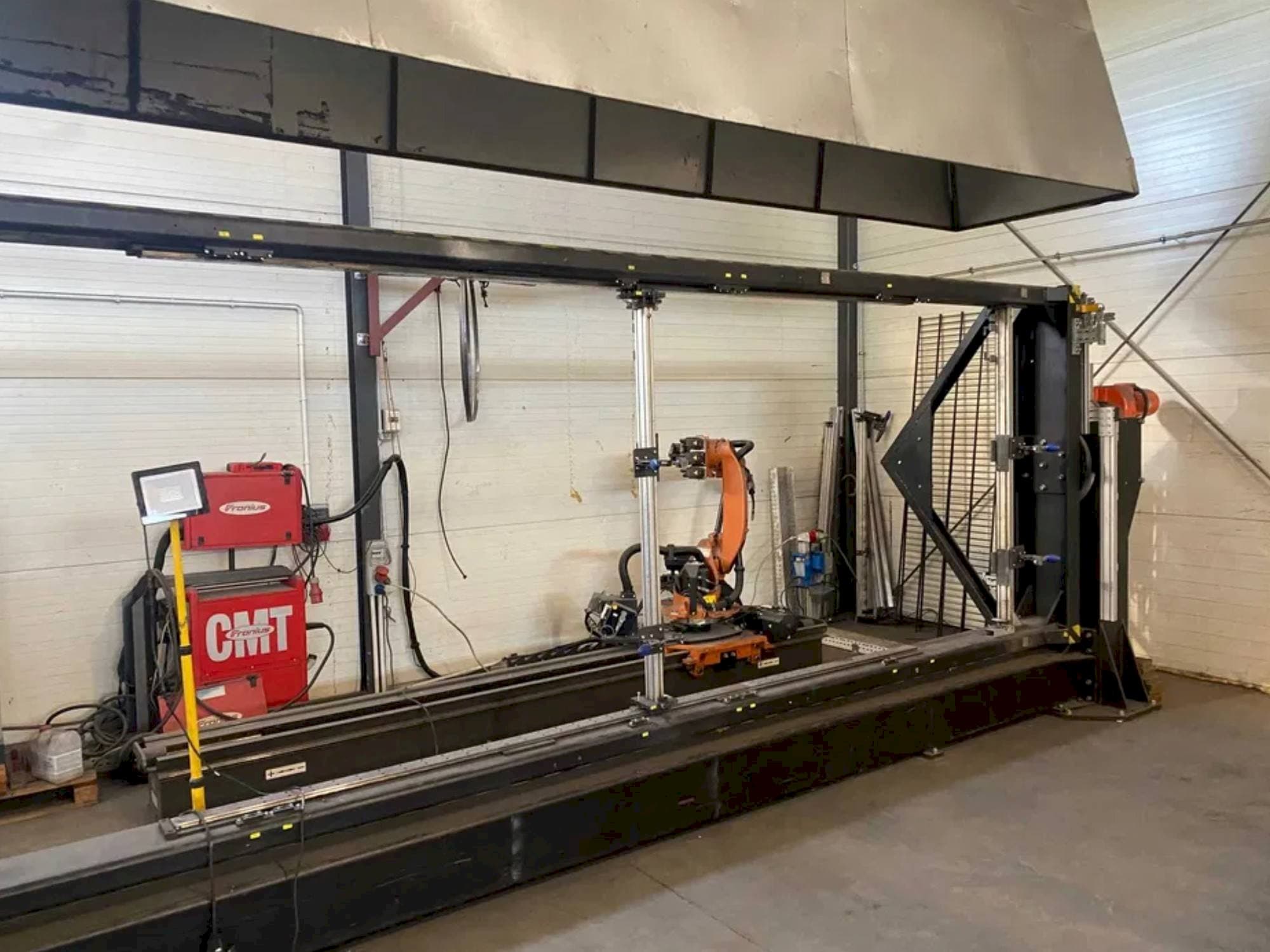 A Kronos Kjellberg KR 16 L6 ARC-C  gép elölnézete