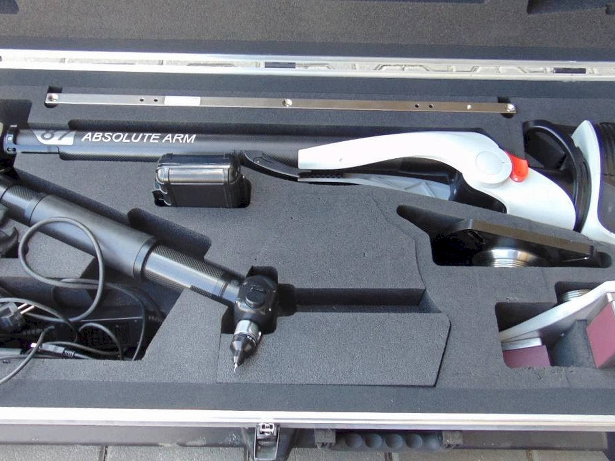 A Hexagon RA8 V1  gép elölnézete