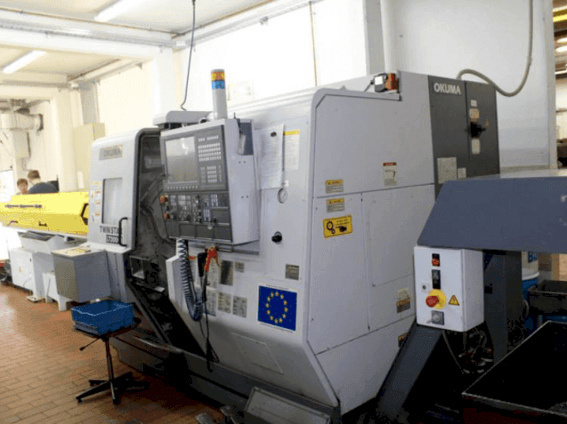 A Okuma TWIN STAR LT200-M  gép elölnézete