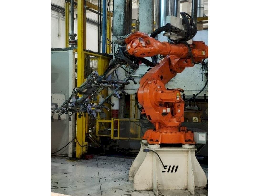 A ABB IRB 6640-185/2.8  gép elölnézete