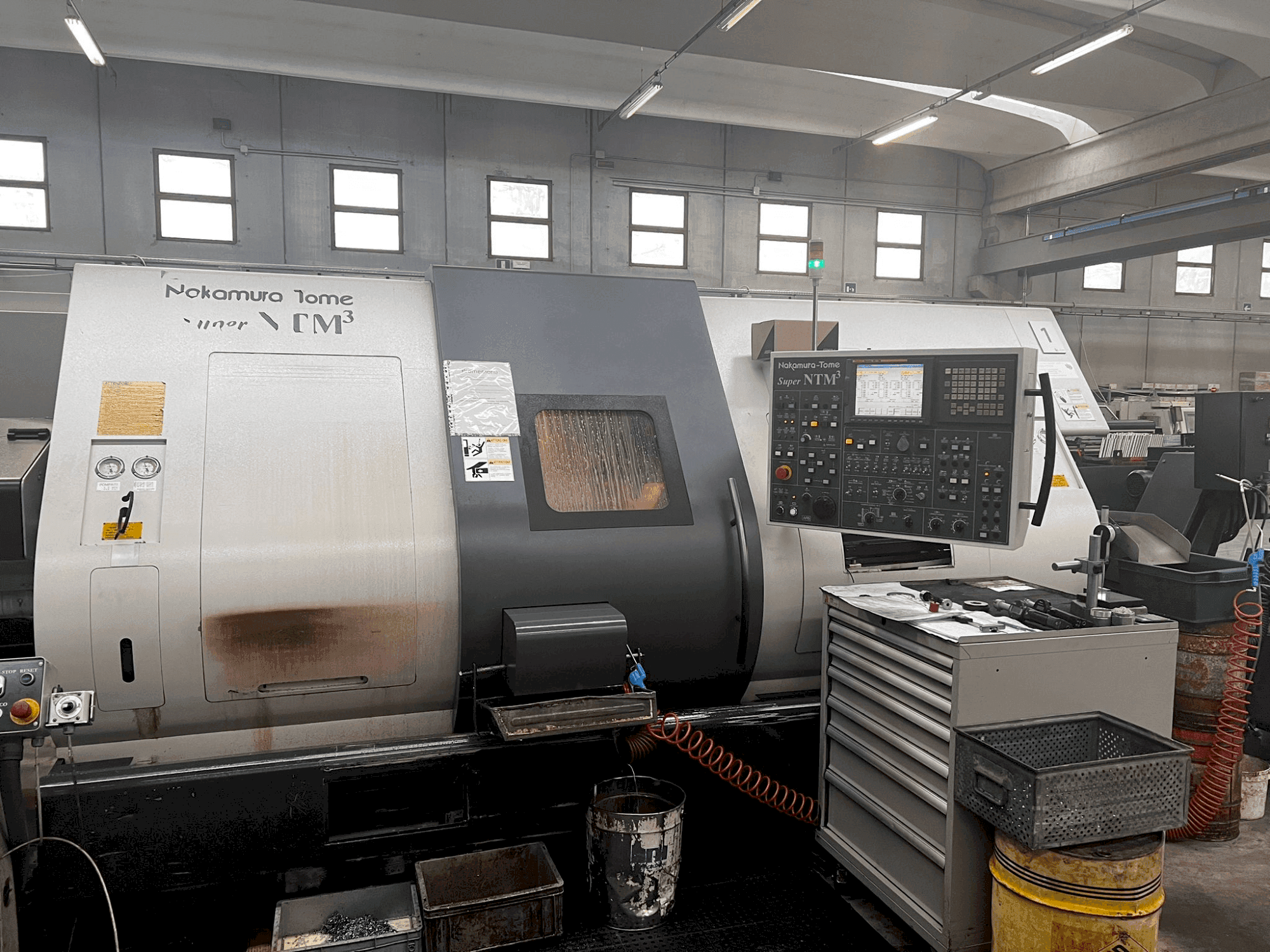 A NAKAMURA NTM3  gép elölnézete