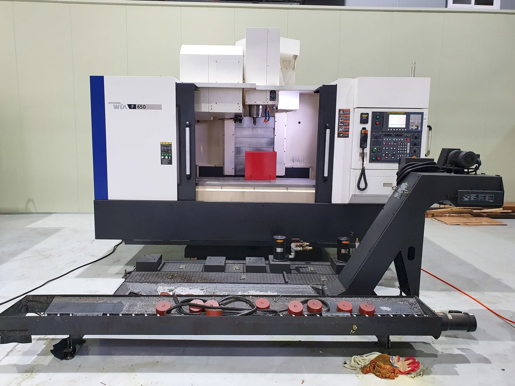 A Hyundai Wia F650  gép elölnézete