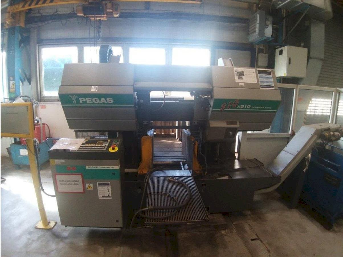 A Pegas 510x510 Herkules X-CNC  gép elölnézete