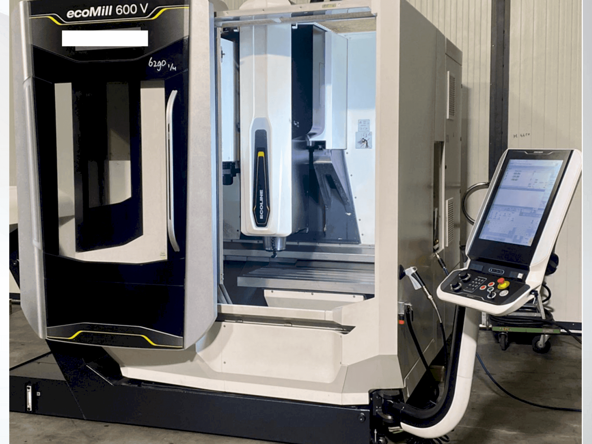A DMG Ecomill 600V  gép elölnézete