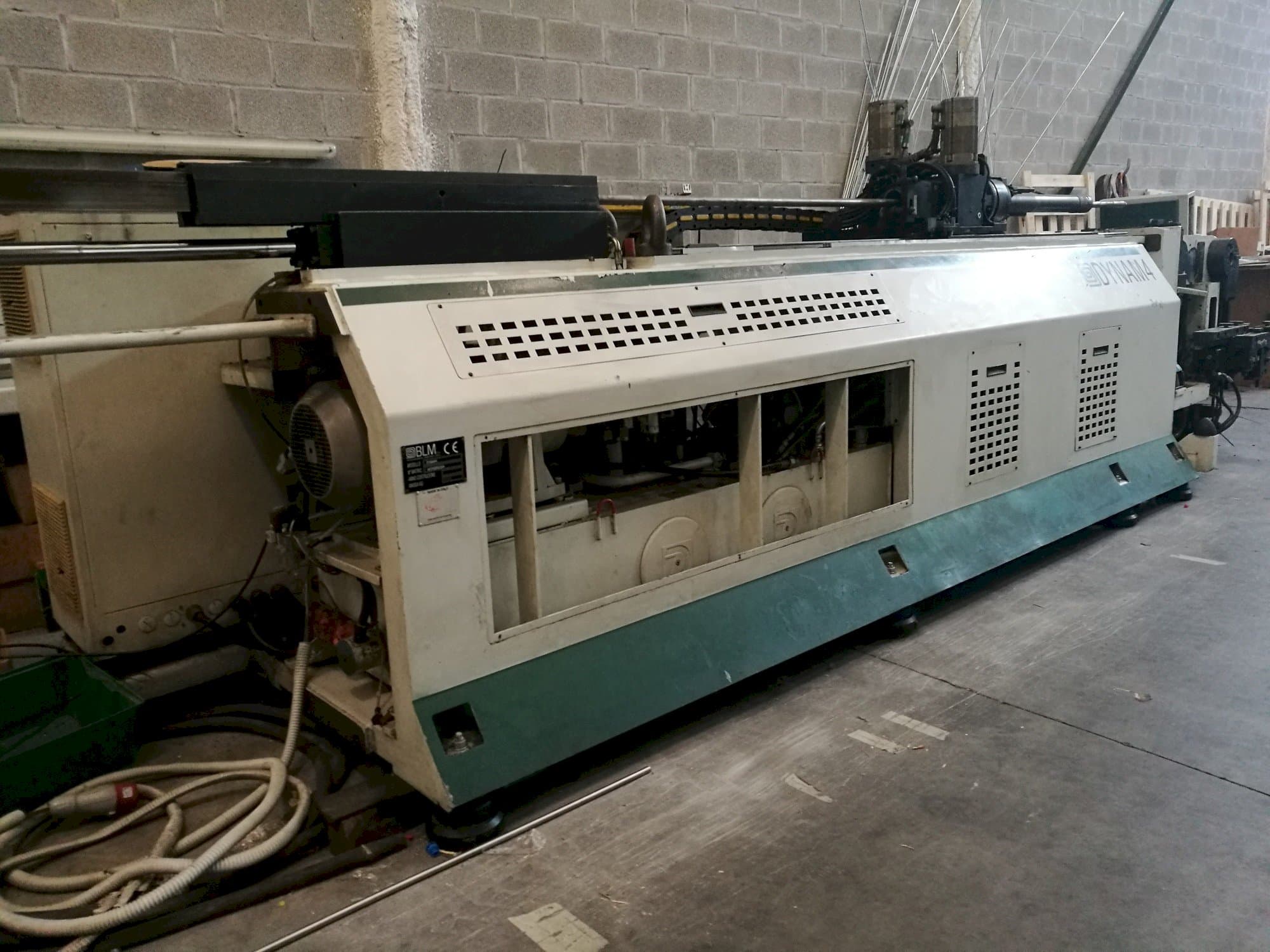 A BLM DYNAM 4  gép bal oldali nézete