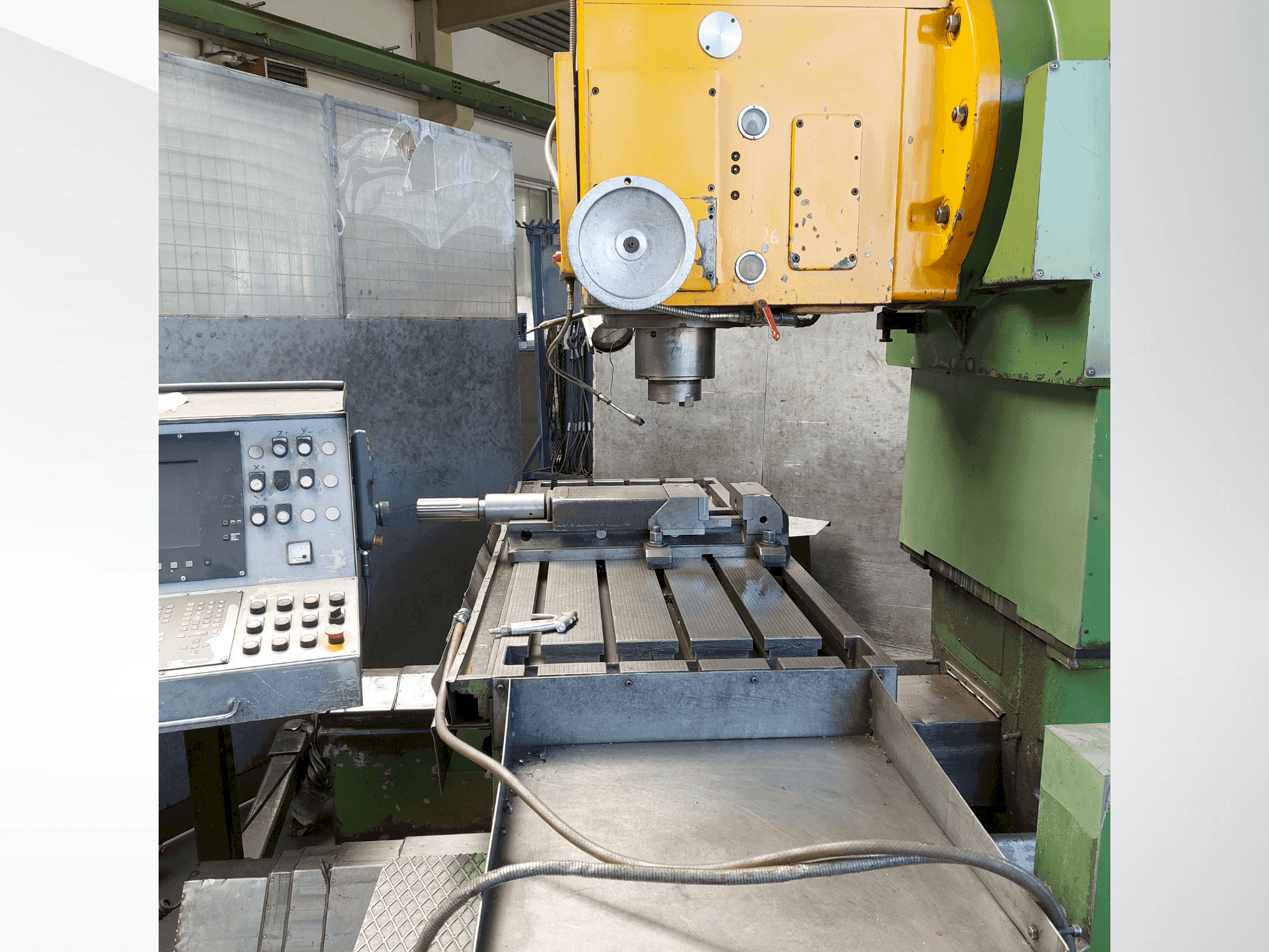 A Droop & Rein FS 110  gép munkatere