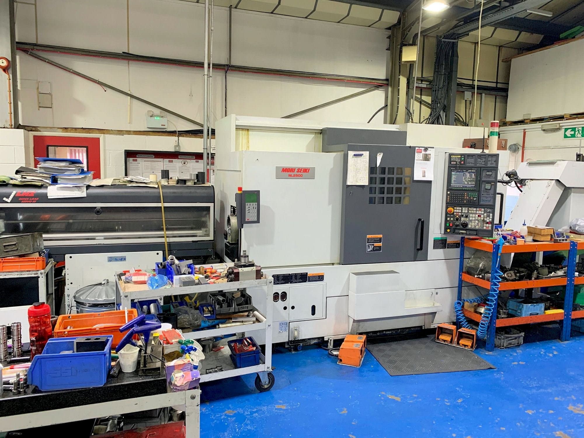 A MORI SEIKI NL2500SY / 700  gép elölnézete