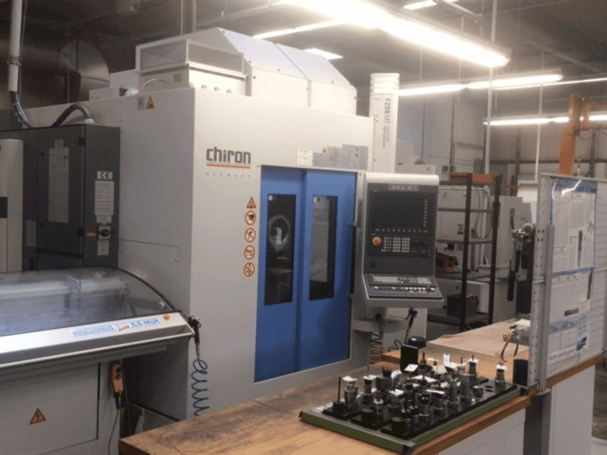 A CHIRON FZ08 MT (2011)  gép elölnézete