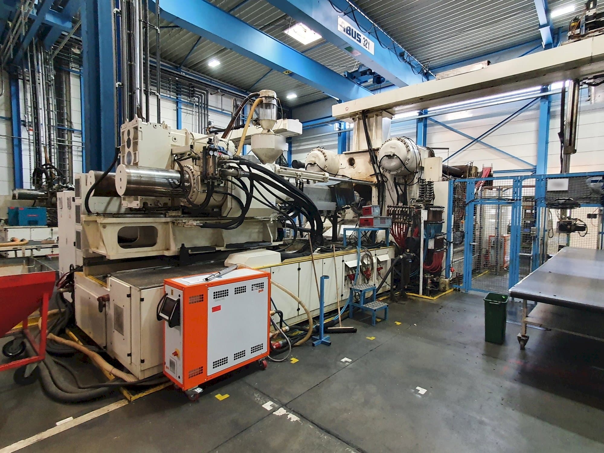 A Engel Duo 16050/2300  gép elölnézete